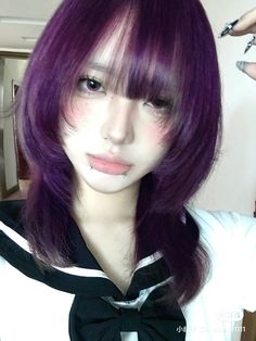 aes, pfp, aesthetic, purple, purple aesthetic, hair, hairstyle, hair color, fluttershy hair Purple Aesthetic Hair, Pfp Aesthetic Purple, Fluttershy Hair, Bleach Hair Color, Short Purple Hair, Girl With Purple Hair, Beauty Hair Color, Y2k Hairstyles