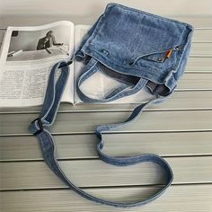 Precio bajo con envío gratis para usuario nuevo. Preppy Bags, Blue Jeans Crafts, Denim Crossbody, Denim Handbags, Denim Shoulder Bags, Style Preppy, Jeans Bag, Denim Bag