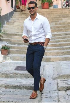 White Shirt Outfit For Men, White Shirt Outfits, Mens Fashion Smart, Mens Fashion Blog, Mens Style Guide, Mens Fashion Classy, Mens Fashion Suits, Mens Winter Fashion, Street Style Inspiration