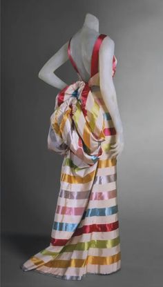 Two Piece Evening Dresses, 1930 Fashion, 30s Fashion, Elsa Schiaparelli, Philadelphia Museum Of Art, Current Fashion, Retro Mode, Vintage Gowns