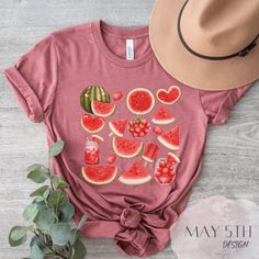 "Cute Watermelon Tee, 7 Colors, Summer Shirts for Women, Watermelon Aesthetic Shirts, Cute Summer Shirts, Fun Summer Shirt, Beach Summer Shirt, Cute Shirts For Women, Shirts for Women Trendy, Trendy Summer Shirts, Summer Tees, Summer Tshirts, Tropical Summer Shirts, Fruit Shirt, Foodie Shirts, Fruit Lover Shirt, Summer Vibes Shirts, Fourth of July Tees, Super Fun Summer Shirts, Gift For Mom, Gift For Her, Pink Shirt, Shirts for Girls.  *Our shirts are made to order especially for you. Because of this reason, we don't accept returns or exchanges. Unless there's defects. Please check your color and size chart before you place your order.  How to Order: 1.Select the shirt and color size  2.Select the quantity 3.Click \" add to cart \" 4.Complete check out *Our Uni-Sex T shirts are High Qualit Summer Red Top With Funny Print, Red Summer Top With Funny Print, Pink Fruit Print Tops For Summer, Cute Summer Tops With Fruit Design, Fun Red Summer Shirt, Cute Fruit Design Tops For Summer, Red Strawberry Print Top For Summer, Summer Watermelon Cotton Tops, Red Fruit Print Tops For Summer