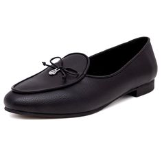 PRICES MAY VARY. High Quality & Versatile Loafers: These Nautica woman flat loafers feature a beautiful and recognizable buckle pattern design, showcasing high-quality craftsmanship in the details. Cushioned & Comfortable: Equipped with a latex cushioned insole and a memory foam footbed, these slip-on flats ensure exceptional comfort and support for long hours of walking or driving, making them a great choice for those seeking relief from heels. Flexible Grip Sole: The TPR outsole and its flexib Penny Shoes, Ballerina Silhouette, Semi Formal Outfits, Moccasins Style, Flat Loafers, Office Outdoor, Long Hours, Metal Accessories, Guilt Free