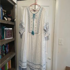 Bloomchic Size 28/5x Boho Dress. Nwt. Bohemian White Maxi Dress For Daytime, White Bohemian Midi Dress For Day Out, White Bohemian Midi Dress For Daytime, Boho Dress, White Blue, Blue White, White Dress, Color Blue, Blue And White