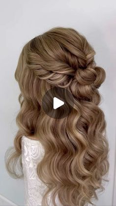 Sandra Monzon-Atlanta Ga Bridal Hairstylist on Instagram: "I love this look and think it will be perfect for this prom season, don’t you think? I hope this video helpful if so please don’t forget to share it, thank you and enjoy the rest of the Sunday 🫶🏽  #promhair #promhairstyle #btpstylingawards2024_tutorial #btpstylingawards2024_halfuphairstyle #windergahairstylist #athensgahairstylist @btpstylingawards @beyondtheponytail" Wedding Hairstyles Step By Step Half Up, How To Bridesmaid Hair, Half Up Bridesmaid Hair Tutorial, Bridesmaids Hair Tutorial, Half Up Dos For Bridesmaids, Simple Bridal Hair Medium Length, Bridesmaid Hairstyle Medium Length, Bridesmaid Half Updo Hairstyles, Easy Half Up Half Down Hairstyles Videos