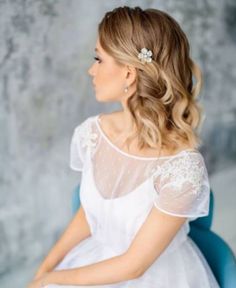 Beige Blonde Hair, Short Hair Bride, Hair Bride, Knot Bun, Bob Cuts