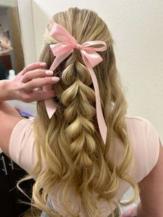 Κούρεμα Bob, Vacation Hairstyles, Fishtail Braid, Hair Done, Hair Stylist Life, Hairstyles For School