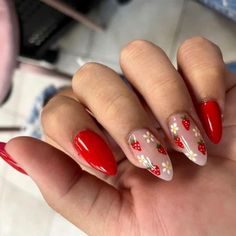 Strawberry Theme Nails Acrylic, Nails Long Design Ideas, Short Almond Nails August, Simple Medium Nails Acrylic, Flirty Nails Designs, Spring Nails Easy Simple, Cute Simple Nails Design, Cottage Core Nail Designs, Medium Length Nail Inspo Acrylic