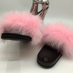 Jj Walk Couture Slides Embodies A Chic, Fashionable Woman With A Busy And Trendy Lifestyle. Jj Walk Couture Slides Are Chic, Comfortable And Always On Trend. Our Slides /Slippers Have A Slight Curve To Conform To The Natural Curvature Of The Feet To Give You Good Balance And Comfort While Walking. 100% Authentic Fox Fur And Handmade. If You Wear A Half Size, We Suggest You Order A Size Up. Please Check Your Shoe Before Placing Your Order. Sorry No Returns Or Exchanges. Bubble Slides With Fur, Fur Slippers Size 11, Pink Fur Slides, Embroidered Slippers, Cat Slippers, Cushioned Slip-on Faux Fur Slippers, Couture Shoes, Faux Fur Slippers, Fur Slippers