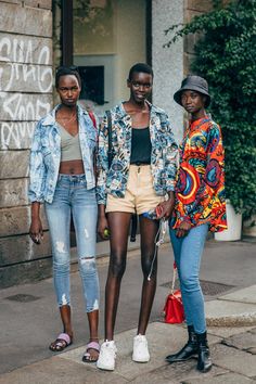 MFW Day 4 Models Street Style, Plunging Dress, Lana Condor, Reportage Photography, Plunge Dress, Model Look, The Best Street Style