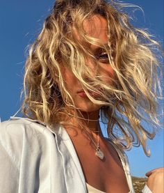 Beachy Blonde Hair, Surf Hair, Beachy Hair, Salty Hair, Hair Dye Colors, Short Blonde Hair, Beach Hair