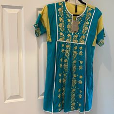 Never Worn!! Beautiful Print!! Size Xs Blue Tunic Midi Dress For Spring, Turquoise Casual Short Sleeve Dress, Casual Turquoise Short Sleeve Dress, Turquoise Fitted Casual Midi Dress, Turquoise Fitted Short Sleeve Dress, Layered Slip Dress, Dress With Kimono, Halter Backless Dress, Green Silk Dresses