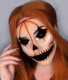 Voodoo Doll Makeup, Pokemon Makeup, Easy Halloween Makeup Ideas, Beetlejuice Makeup, Makeup Clown, Easy Halloween Makeup