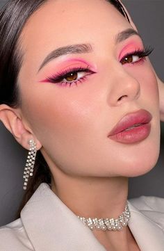 Monochromatic Makeup, Day Makeup Looks, Pink Eye Makeup, Rave Makeup, Pink Eye, Valentines Makeup, Glamour Makeup