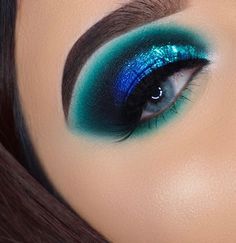 Teal Glitter Makeup, Tumblr Makeup, Make Up Designs, Makeup Selfie, Purple Eye Makeup, Makijaż Smokey Eye