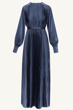 Nadira Satin Pleated Maxi Dress - Dusk Clothing Veiled Uzun Boy, Textured Maxi Dress, Modest Maxi Dress, White Dress Formal, White Floral Maxi Dress, Dress Pesta, Nikkah Dress, Modest Maxi, Ribbed Maxi Dress