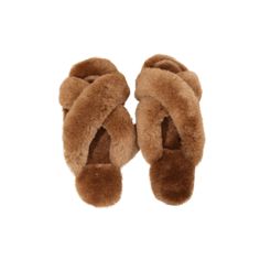 Caramel Fluffy Teddy Slippers - Size 7 Cozy Brown Slippers Super Soft, Brown Fluffy Slippers With Round Toe, Brown Sheepskin Slippers For Fall, Casual Brown Sheepskin Slippers, Brown Faux Fur Casual Slippers, Brown Casual Faux Fur Slippers, Casual Brown Faux Fur Slippers, Brown Shearling Slippers With Faux Fur Lining, Cozy Brown Shearling Slippers