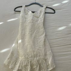 Brand New, Never Worn, Tag Still Attatched White Sunday Dress, Short White Boho Dress, Sunday Fits, White Layered Dress, Poshmark Dresses, Leslie White, Shabby Chic Dress, White Bohemian Dress, White Flowy Dress