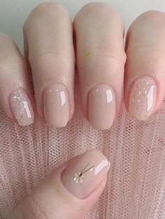 Ongles Beiges, Minimal Nails Art, Unghie Nail Art, Nude Nail Designs, Simple Gel Nails, Work Nails