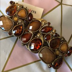 Beautiful Style & Co. Big Brown Stone Stretch Bracelet New With Tag Elegant Brown Bracelets For Party, Mexican Summer, Black Day, Blue Day, Serenity Blue, Red Day, Brown Earrings, Gold Bracelet Set, Reading Day