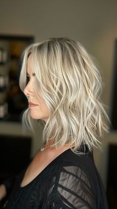 24 Age-Defying Haircuts for Women Over 50 With Thick Hair | Lookosm The Perfect Haircut, Textured Lob, Dutch Braid Hairstyles, Haircuts For Women Over 50, Wavy Lob, Simple Prom Hair, Haircut Types, Long Pixie Cuts, Very Short Haircuts