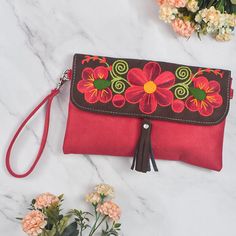 Ayacucho Hand Embroidered Crossbody Clutch Wristlet Handmade - Etsy Peru Large Crossbody Purse, Clutches For Women, Crossbody Clutch, Purse Clutch, Crossbody Purse, Purses Crossbody, Evening Bags, Clutches, Hand Embroidered