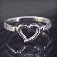 Size 9, vintage sterling silver 925 stackable band ring with heart, stamped 925 Classic Silver Open Heart Rings, Silver Heart Stackable Rings, Stamped 925 Stackable Open Rings For Promise, Silver Heart-shaped Stackable Rings, Classic Promise Stackable Rings, Stackable 925 Silver Open Rings For Promise, Stackable Open Heart Sterling Silver Ring, Vintage Sterling Silver Heart Promise Ring, Vintage Silver Rings For Valentine's Day