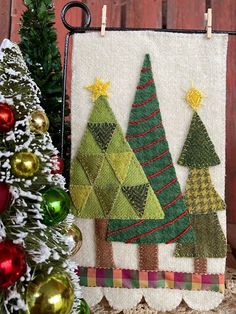 Oh Christmas Tree Mug Rug Kit by In The Patch Designs Tree Mug, Mug Rug Patterns, Wool Applique Patterns, Oh Christmas Tree, Rug Patterns, Fabric Kit, Applique Pattern, Crafts Christmas, Hand Applique