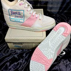 New In Box! Excellent Condition With Very Slight Glue Discoloration From Age. These Are Amazing! Vintage White Low-top Skate Shoes, Vintage White Skate Shoes With Round Toe, 80s Shoes Women, 80s Shoes, Late 80s, International Style, High Tops, Pink White, Glue