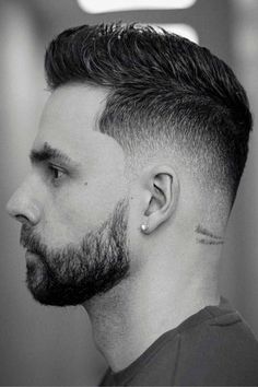 46 Stunning Hairstyles For Men To Look Like A Real Gentleman Mens Midfade Haircut, Mid Fade Combover Haircut Men, Mid Fade Undercut Men, Neat Haircut For Men, Short Combover Fade, Mens Faded Hair, Midfade Haircut For Men, Tapered Fade Men, Midfade Hairstyle Men