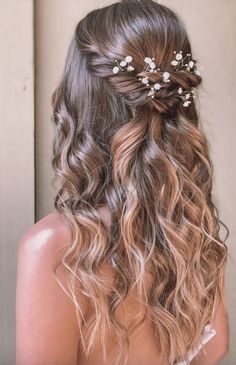 Hair Quinceanera, Half Up Wedding, Half Up Wedding Hair, Quinceanera Hairstyles, Quince Hairstyles