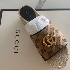 Brand New Never Worn - Platforms Gucci Open Toe Espadrilles For Vacation, Gucci Casual Espadrilles For Vacation, Casual Gucci Espadrilles For Vacation, Gucci Espadrilles For Beach With Branded Insole, Gucci Espadrilles For Beach, Luxury Gucci Espadrilles For Summer, Gucci Leather Espadrilles For Beach, Gucci Leather Beach Espadrilles, Designer Beige Slip-on Espadrilles