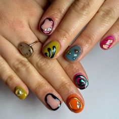 Short Nail Simple Ideas, Mix Match Nails Short, Short Nail Designs Maximalist, Matte Design Nails, Short Nail Simple Designs, Mismatch Nail Designs, Mix Match Nail Designs, Eclectic Nails, Mismatched Nail Art