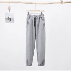 Dodobye-Fleece Women's Sweatpant 2024 Winter Y2k Oversize Loose Thicken Female Pants Mid Waist Drawstring Straight Lady Wide Leg TrouserSPECIFICATIONSBrand Name: DodobyeStyle: High StreetAge: MIDDLE AGEOrigin: Mainland US(Origin)CN: ZhejiangSeason: Autumn/WinterWaist Type: MIDDecoration: PocketsElasticity: Slight StrechFabric Type: FleecePattern Type: SolidPant Style: Wide Leg PantsMaterial: COTTONMaterial: PolyesterFit Type: LOOSELength: Full LengthPlace Of Origin: US(Origin) (Mainland)Closu... Tomboy Fits, Female Pants, Trousers Women Wide Leg, Winter Y2k, 90s Streetwear, Streetwear Men Outfits, Mens Streetwear, Fashion Pants, Wide Leg Pants