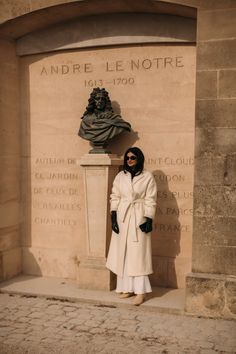 10 French Winter Fashion Must-Haves - Leonce Chenal Winter Fashion Looks, Stylish Winter Coats