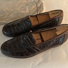 Excellent Condition Crocodile Loafers By Ferragamo Classic Moccasins With Crocodile Pattern And Round Toe, Classic Crocodile Pattern Slip-on Loafers, Formal Brown Crocodile Pattern Moccasins, Formal Crocodile Pattern Slip-on Moccasins, Classic Moc Toe Dress Shoes With Crocodile Pattern, Classic Brown Crocodile Pattern Loafers, Classic Wingtip Loafers With Crocodile Pattern, Classic Crocodile Pattern Loafers For Semi-formal Occasions, Classic Wingtip Crocodile Pattern Loafers