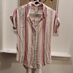 Brand New Stripped Button Down Blouse - Has Capped Sleeves - Light Weight Perfect For Spring & Summer Striped Button Tops For Vacation, Striped Button Top For Beach, Striped Tops With Button Closure For Beach, Striped Beach Tops With Button Closure, Beach Striped Top With Buttons, Spring Yarn-dyed Button-up Tops, Capped Sleeves, Button Down Blouse, Cap Sleeves