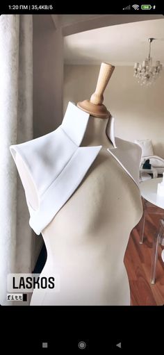 Add On Sleeves, Structured Dresses, Futuristic Dress, Creative Dress, Structural Fashion, Creative Clothes, Sewing Tutorials Clothes, Fashion Inspiration Design