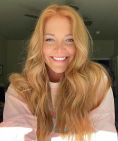 Strawberry Blonde Hair With Highlights Honey, Strawberry Blonde Hair Box Dye, Very Light Red Hair, Blonde With Hints Of Strawberry, Strawberry Blonde With Blue Eyes, Blue Eyes Strawberry Blonde Hair, Strawberry Blonde On Pale Skin, Pale Strawberry Blonde Hair, Ash Strawberry Blonde Hair