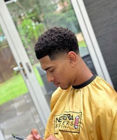 #menshair #menshaircuts #menshairstyles #menshairtrends #menshairstyletrends #menshair #shorthairmen #shortmenshair #shorthaircutsmen #coolmenshair #lineup #taperfade #360waves #waveshaircut #blackmenhair #blackmenstyle #taper #haircut #beard #beardgang #barber #barbershop #fade #menstyle #menshair #mentalwellness #waves Jude Bellingham Hairstyle, Boys Haircut Taper Fade, Mid Taper Black Men, Low Taper Fade Haircut Black Men, Mid Taper Fade Haircut Black, Low Fade Black Men, Black Men Fade Haircut, Mid Taper Fade Haircut Black Men, Jude Bellingham Haircut