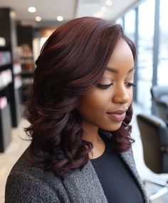 Warm Mahogany Curls Hair Colors For Light Skin, Mahogany Curls, Colors To Dye Your Hair, Cinnamon Hair Colors, Natural Hair Bob, Cinnamon Hair, Hair Black Women, Beautiful Hair Color, Hair Black