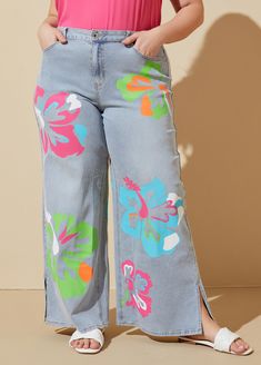 Our high-rise jeans are made from stretchy denim with a wide-leg cut and floral print pattern. Printed Wide Leg Jeans, Plus Size Wide Leg Jeans, Plus Size Wide Leg, Plus Size Trendy, High Rise Wide Leg Jeans, Jeans High Waist, All Jeans, Jean Pants, Floral Prints Pattern