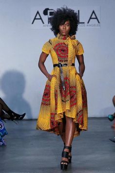 Ray Darten offers african wear for ladies like - african print dresses, jumpsuit, african print outfits for sale at lowest prices. African Dress Designs For Weddings, Trip Fashion, Ghana Fashion, African Print Shirt, African Print Skirt, Afrikaanse Mode, Gaun Fashion, Fashion Vibes, Wedding Dress With Pockets