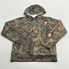 Peckshirt  Carhartt Boys Multicolor Camouflage Long Sleeve Pullover Hoodie Size L 12 - Print In Your Way. A stylish and comfortable shirt that's perfect for any occasion. This shirt features a classic design, high-quality fabric, and a tailored fit to ensure you look your best. Whether you're dressing up for a special event or keeping it casual, this shirt is a versatile addition to your wardrobe. Elevate your fashion game with this must-have piece. #long #Shirt #Peckshirt Carhartt Hoodies, Camo Zip Up Hoodie, Leopard Print Carhartt Hoodie, Viral Camo Hoodie, Light Wash Camo Hoodie, Light Camo Hoodie, Carhartt Sweatshirts, Carhartt Hoodie