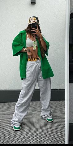 Street Wear Dance Outfit, Streetwear Festival Outfit, Tomgirl Outfit, Fancy Streetwear, Streetwear Summer Fashion, Vetements Shoes, Streetwear Inspo, Tomboy Style Outfits