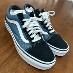 Nwot Old School Navy Vans Casual Navy Vans Sneakers, Blue Old Skool Vans, Vans Azul, Navy Vans, Blue Casual Vans Skate Shoes, Navy Low-top Vans Skate Shoes, Tan Vans, Red Checkered Vans, Checkerboard Vans