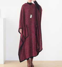 Burgundy Maxi Dress, Linen Maxi Dress, Spring Outfits Women, Organic Cotton Fabric, Loose Dress, Wool Dress, Dresses Short, Batwing Sleeve, Winter Dresses