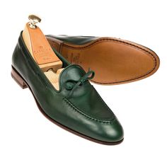 UNLINED STRING LOAFERS IN GREEN RUSTI CALF Green Leather Shoes For Galas, Green Leather Shoes With Almond Toe And Leather Lining, Classic Green Leather Shoes For Galas, Formal Green Closed Toe Leather Shoes, Formal Green Leather Closed-toe Shoes, Luxury Green Leather Shoes With Rubber Sole, Elegant Green Leather Shoes With Rubber Sole, Green Goodyear Welted Leather Shoes For Business, Business Green Leather Shoes With Goodyear Welt