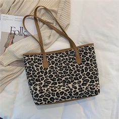 Animal Print Handbag – Tristar Boutique Chic Large Capacity Leopard Print Bag, Trendy Leopard Print Tote Bag, Trendy Leopard Print Shopping Bag, Trendy Leopard Print Travel Bag, Large Capacity Leopard Print Satchel Shoulder Bag, Leopard Print Large Capacity Satchel Shoulder Bag, Large Capacity Leopard Print Bag For Daily Use, Spacious Leopard Print Bag For Daily Use, Trendy Leopard Print Tote Shoulder Bag