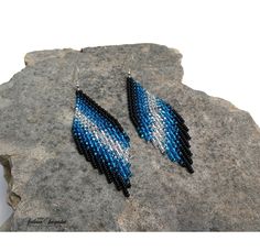 Geometric Gradient, Ombre Earrings, Beadwork Necklace, Beaded Earrings Diy, Native American Earrings, Beaded Earrings Patterns, Earrings Geometric, Indian Earrings, Colorful Earrings