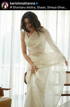 White Saree For Convocation, White Saree Aesthetic, Convocation Saree, Ivory Saree, Latest Traditional Dresses, Indian Fits, Kerala Saree Blouse Designs, Dori Work, Sarees For Girls